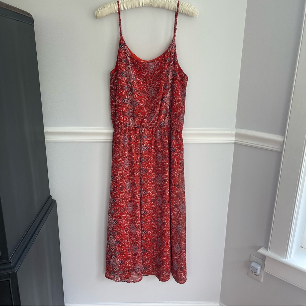 Olive & Oak women’s summer red spaghetti strap dress, Size M, paisley print